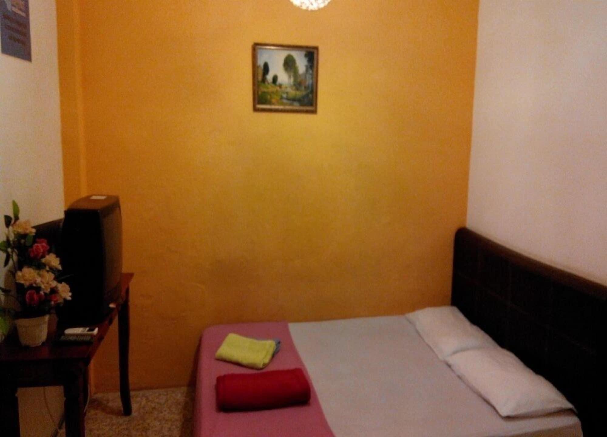 Cocoa Mews Cafe And Homestay George Town Exterior foto
