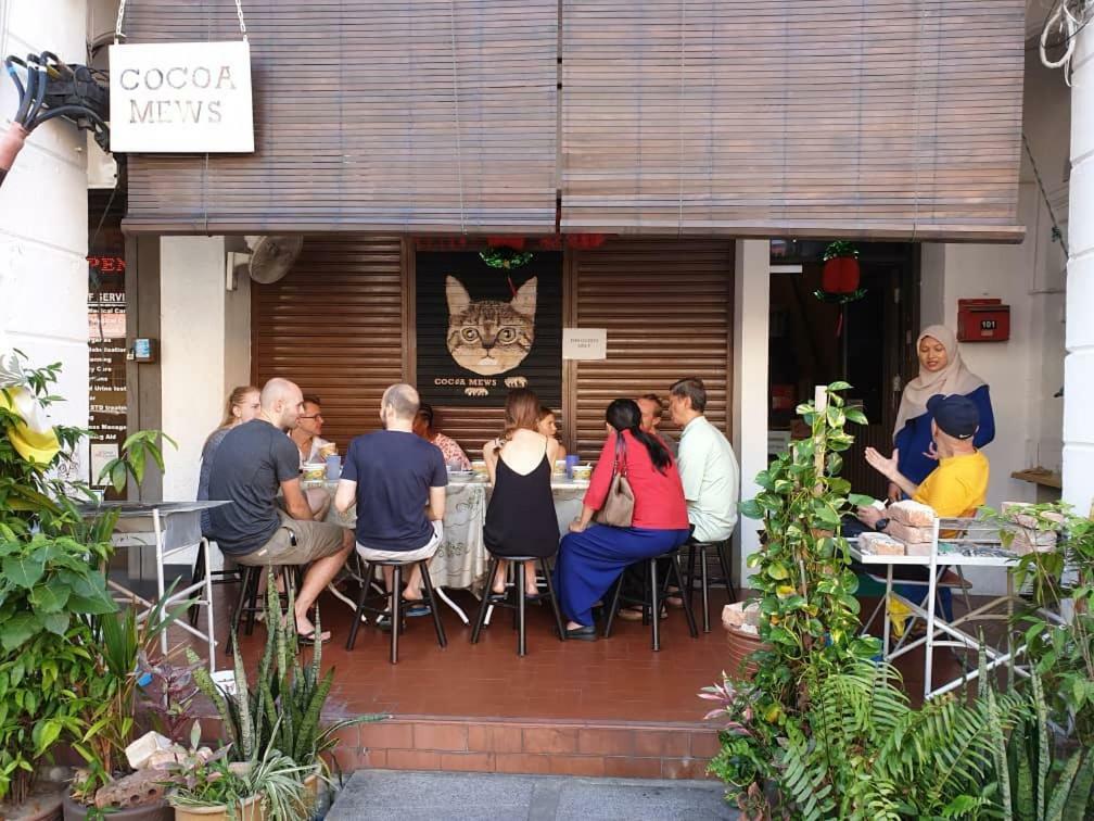 Cocoa Mews Cafe And Homestay George Town Exterior foto